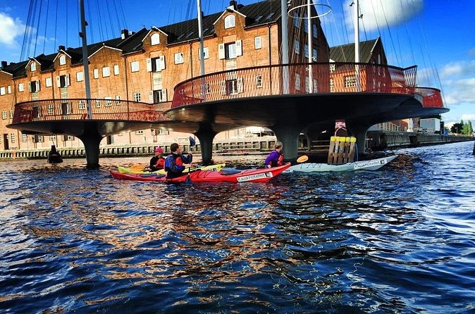 2 Hours Guided Kayak Tour in Copenhagen Harbor - Christianshavn by kayak