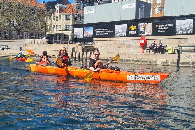 2 Hours Guided Kayak Tour in Copenhagen Harbor - Returning beneath a bicycle bridge