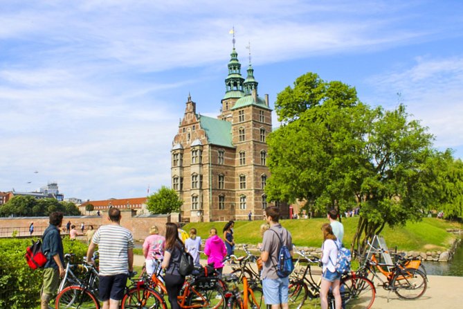3-hour Copenhagen City Highlights Bike Tour - Torvehallerne and a useful food break
