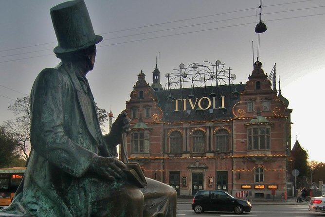 3 Hours Private Bike Tour in Copenhagen - The Little Mermaid at Langelinie
