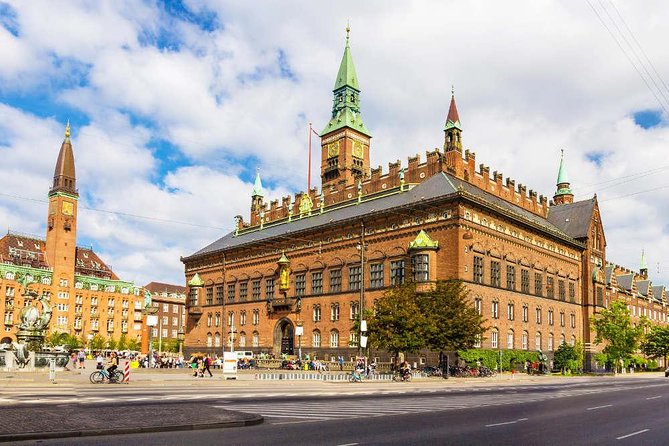 4-Hour Private Half-Day Frederiksborg Castle Tour - Why Frederiksborg Castle makes a smart half-day trip