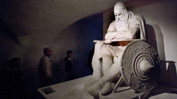 4-Hour Private Hamlet Castle Tour from Copenhagen - The castle rooms and underground dungeons