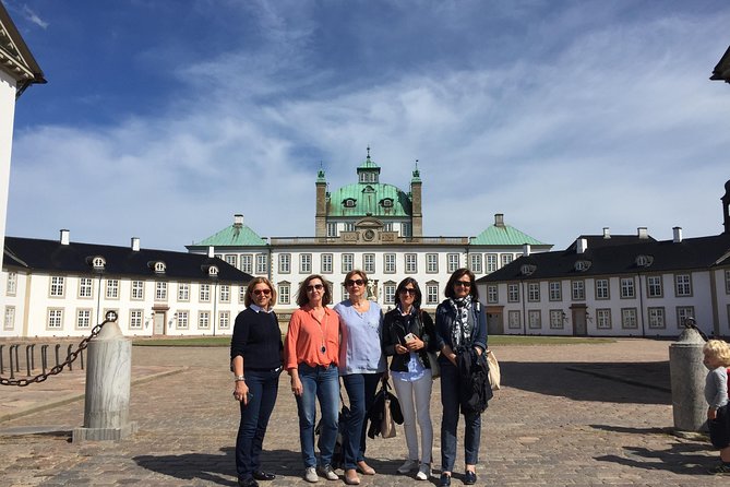 a day at North Zealand Castle Tour - Luis Sosa adds warmth and flexibility