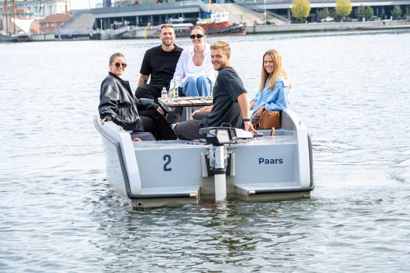 Aarhus: 1 or 1,5 Hour Boat Rental - No License Required - Starting at the lighthouse and getting ready