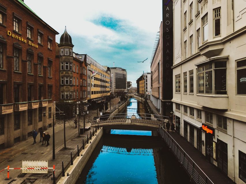 Aarhus: Express Walk with a Local in 60 minutes - Latinerkvarteret brings the city down to street level