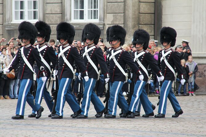 Best of Copenhagen Biking Tour-3 Hours, Small Group max 10 people - Gefion Fountain and Churchill Park