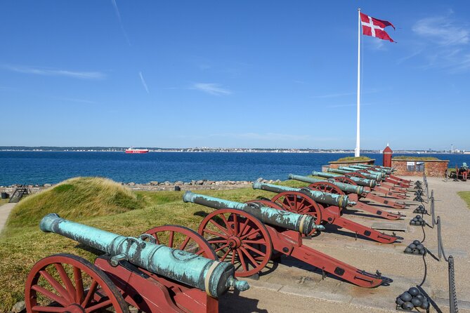 Castles of Kronborg and Frederiksborg from Copenhagen by Car - Choosing between the 5-hour guided and 5.5-hour audio options
