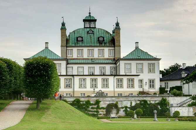 Castles of Kronborg and Frederiksborg from Copenhagen by Car - What the private car adds to the day