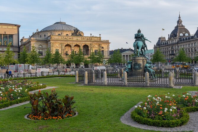 Castles of Kronborg and Frederiksborg from Copenhagen by Car - Value, pace, and who should book