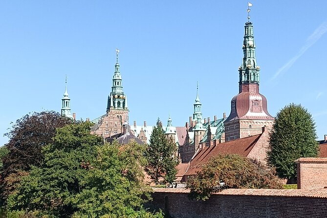 Cathedral ,Viking ships Tour, Palace and Castle (April) - Transport, timing, and the pickup details that matter