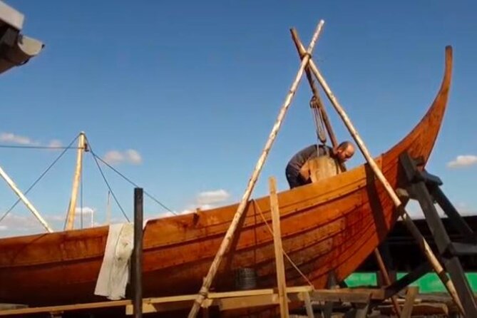 Cathedral ,Viking ships Tour, Palace and Castle (April) - What the $226.15 price really covers