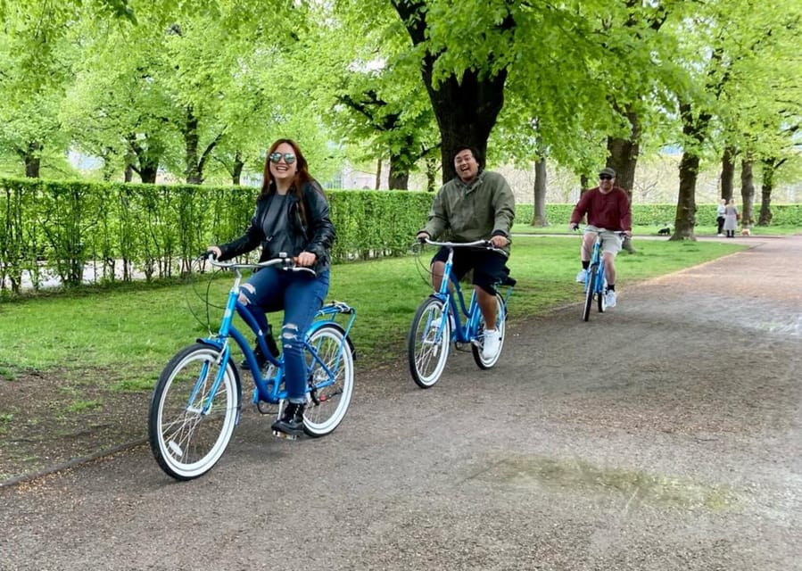 Copenhagen: 3-Hour City Highlights Bike Tour with Guide - Christiansborg, the Black Diamond, and the waterfront
