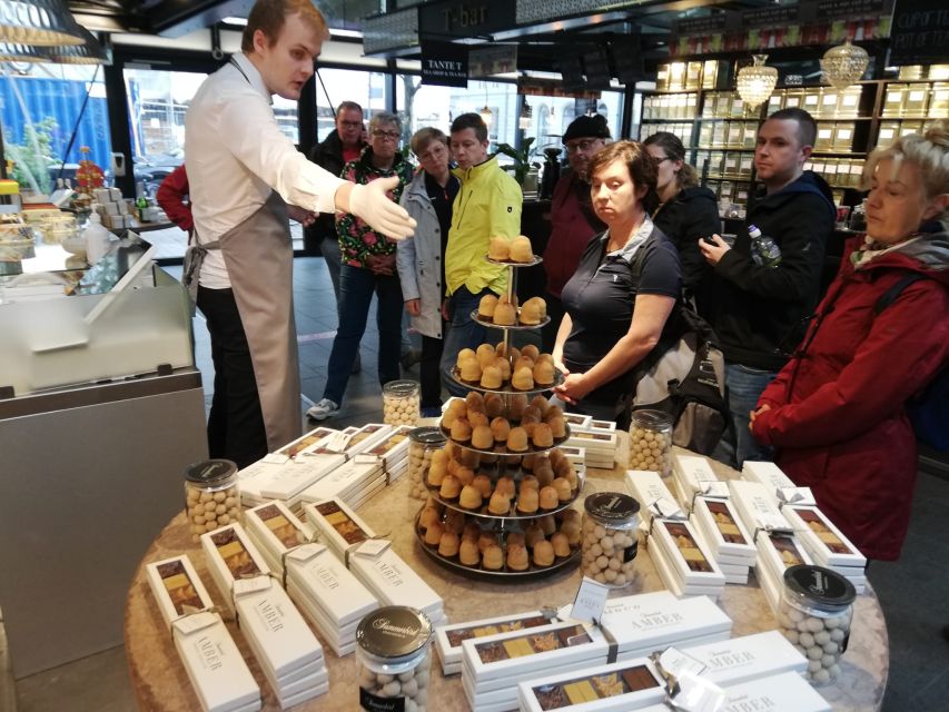 Copenhagen: 3-Hour Culinary Bike Tour - A market stop for fish cake, rye bread, and beer