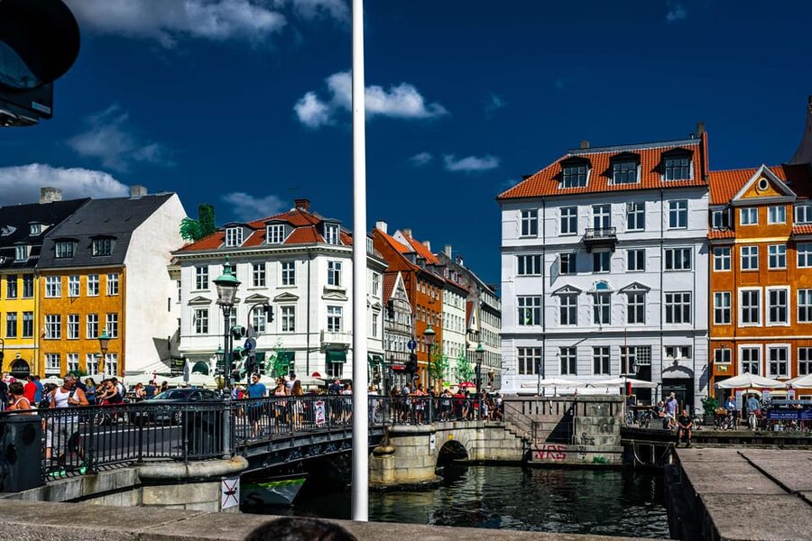 Copenhagen: 3-hour Private Guided Bike Tour - What to bring and who should skip it