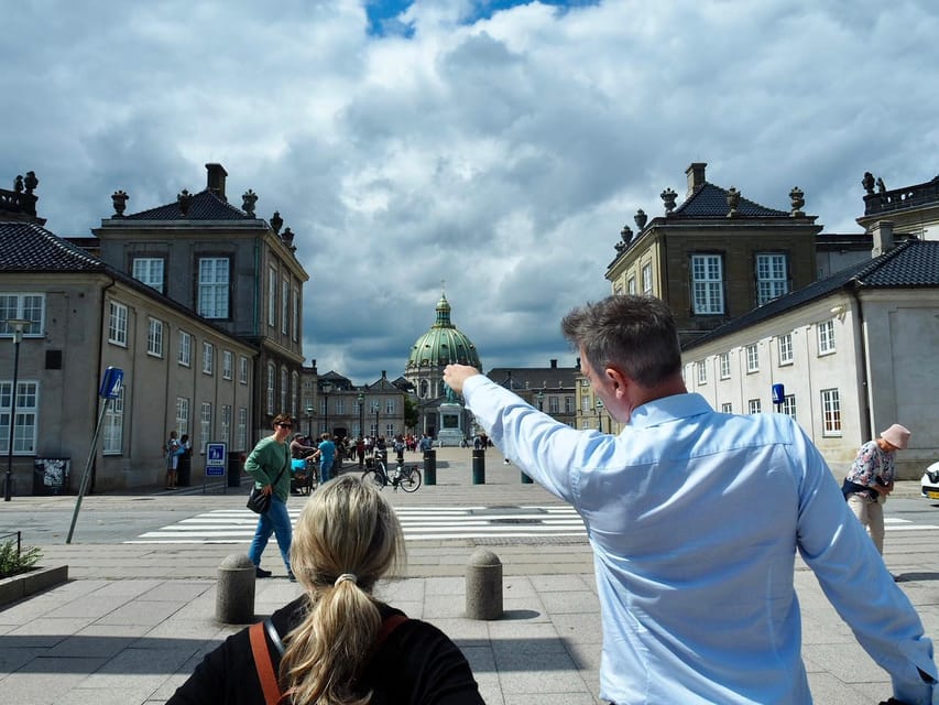 Copenhagen: A guided walk for first-timers in the city - The Black Diamond brings the route into modern Copenhagen
