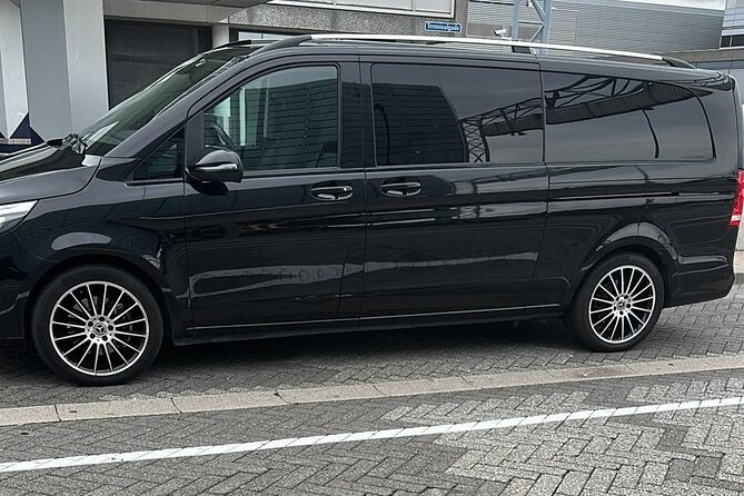Copenhagen Airport Transfer Service | English Speaking Driver - The ride into Copenhagen: practical, not scenic