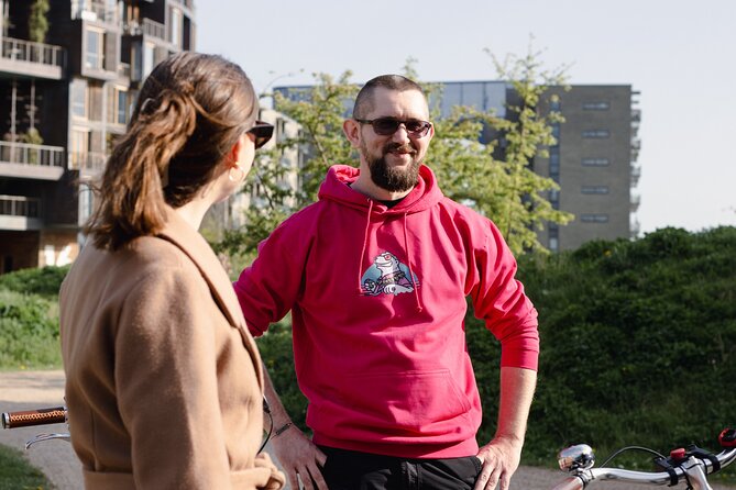 Copenhagen Architecture and Sustainability Tour with local Guide - Cykelslangen makes Copenhagen’s bike culture visible