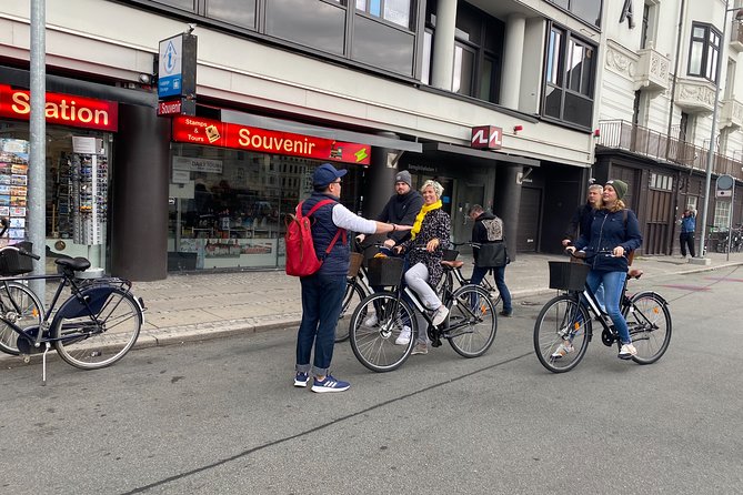 Copenhagen Bicycle Adventure - Toldboden and the waterfront pause
