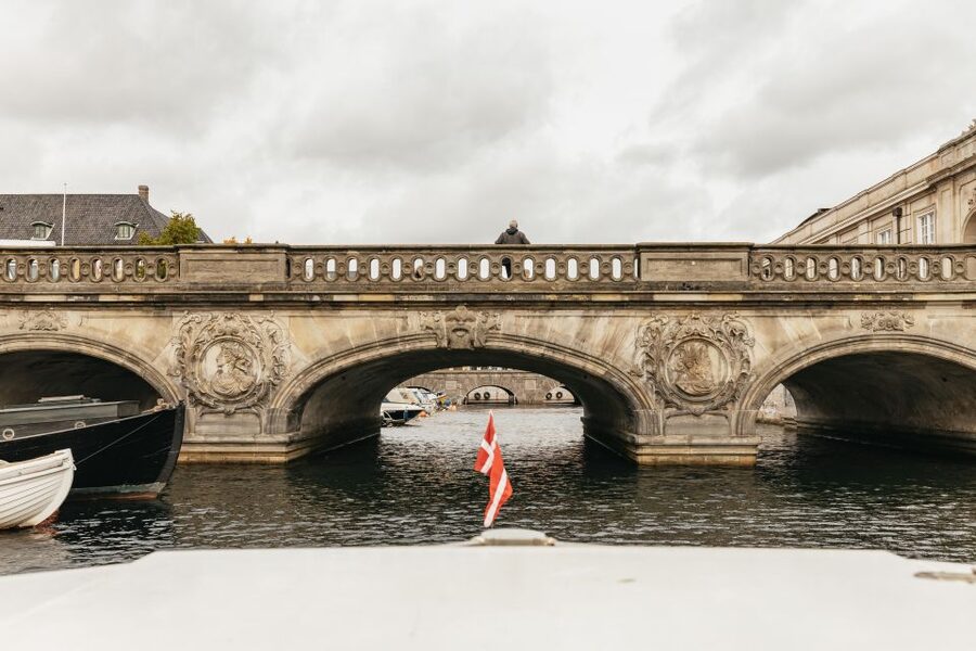 Copenhagen: Canal Cruise with Guide - The Royal Library and Slotsholmen