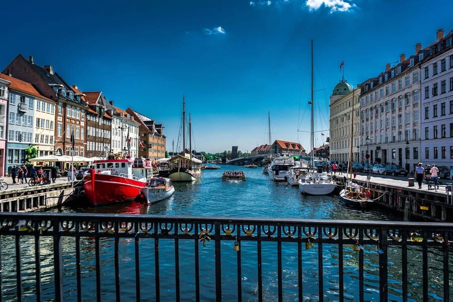 Copenhagen City & Christiansborg Palace Private Walking Tour - Rosenborg Castle and the Round Tower