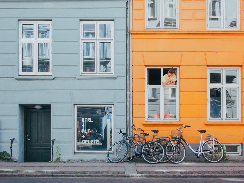 Copenhagen: Express Walk with a Local in 60 minutes - Booking flexibility and practical details
