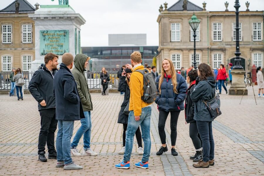 Copenhagen: Group Walking Tour - City Highlights - 2 Hours - Starting at Gammel Strand and meeting Bishop Absalon