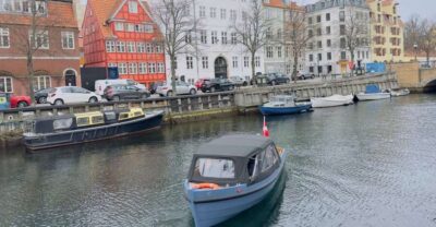 Guided Canal Tour by Electric Boat