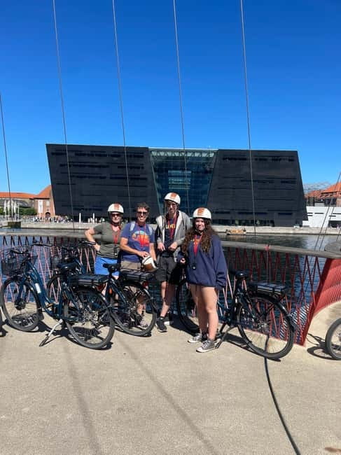 Copenhagen: Guided E-Bike Tour - Starting beside the harbor
