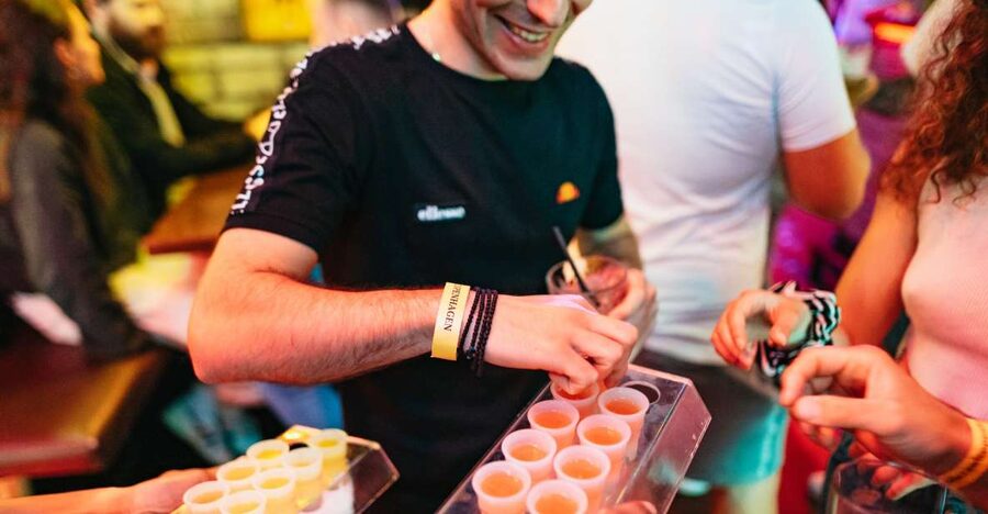 Copenhagen: Guided Party Pub Crawl with 4 Shots and 1 Drink - Should you book it?
