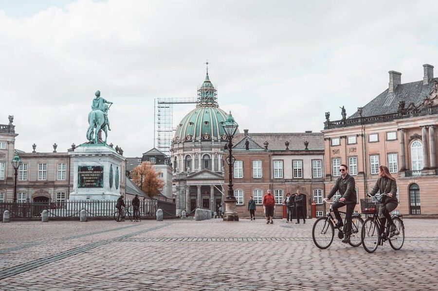 Copenhagen: Guided Walking Tour in French - Tivoli and City Hall: Copenhagen’s public face