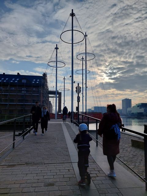 Copenhagen: Harbor Architecture Private Walking Tour - Nyhavn: old port, colorful fronts, and crowded views