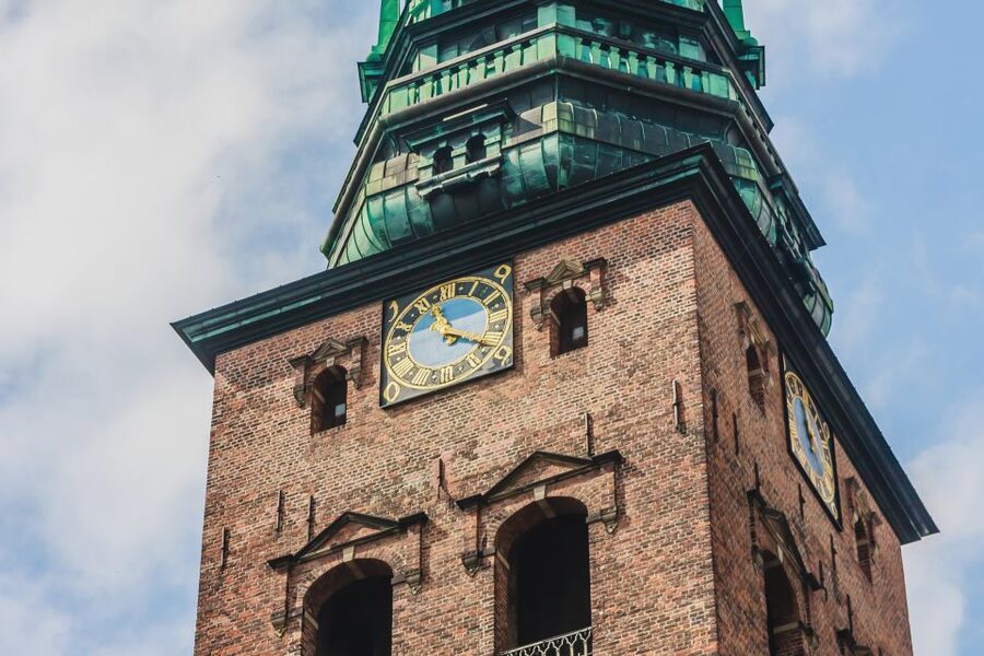 Copenhagen: Highlights & Secrets Private Walking Tour - Rosenborg Castle gardens and the royal quarter