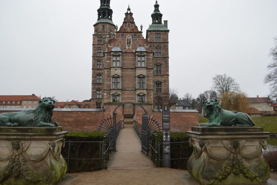 Copenhagen: Rosenborg Castle Tour with Skip-the-Line Ticket - What the $288 price really buys you