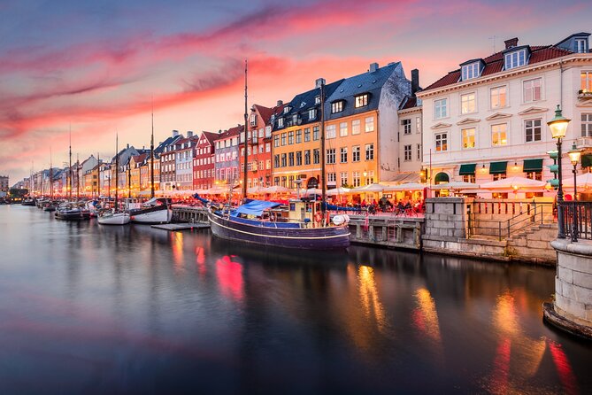 Copenhagen: Self Guided Scavenger Hunt and Tour - A flexible two-and-a-half-hour route