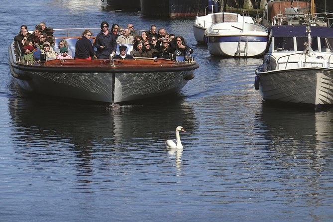 Copenhagen Sightseeing Classic Canal Tour With Live Guide - Seeing Copenhagen from the canals