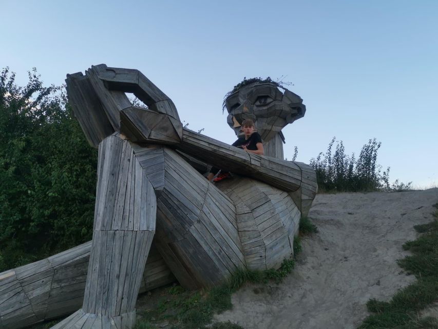 Copenhagen: The Six Forgotten Giants Hunt and Nature Walk - Sleeping Louis and Hilltop Trine