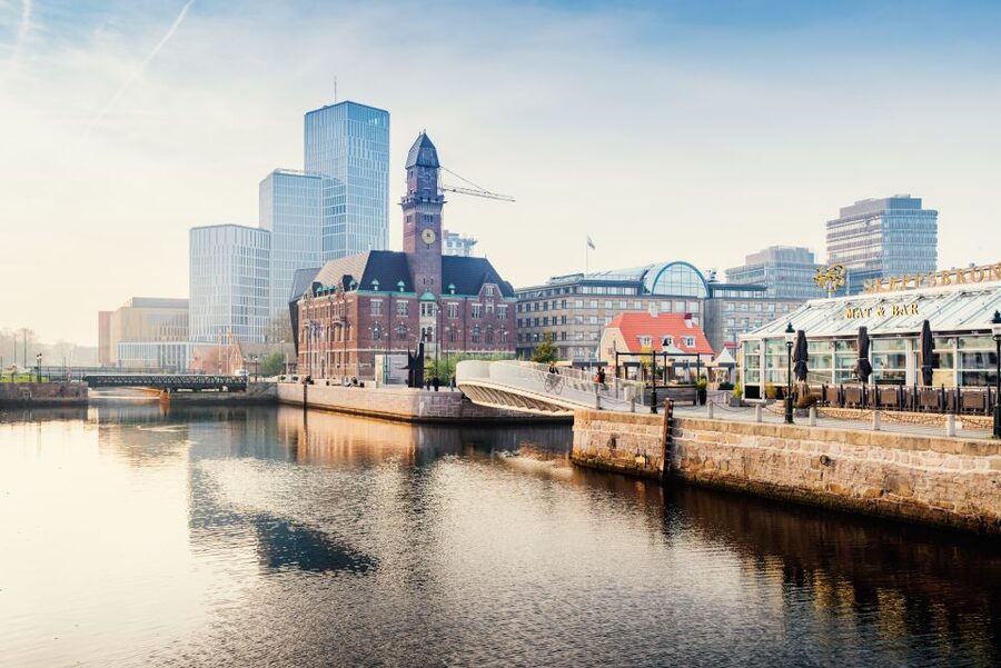 From Copenhagen: Malmö Self-Guided Tour w/ Transport Tickets - Timing the return train to Copenhagen