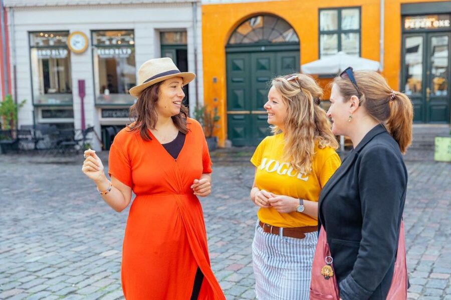Highlights & Hidden Gems of Copenhagen Private Tour - What your local snack or drink adds