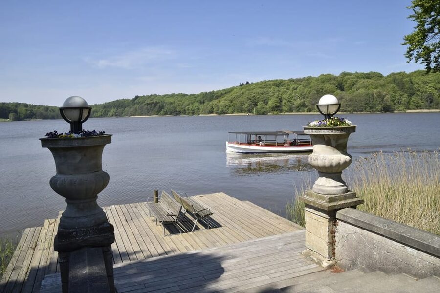 Lyngby & Bagsværd Lake: Baadfarten Boat Ride - Stop 2: Nybrovej