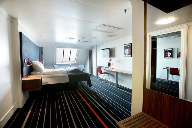 Oslo Tour in Luxurious Cruise from Copenhagen - Choosing dinner without losing track of the budget