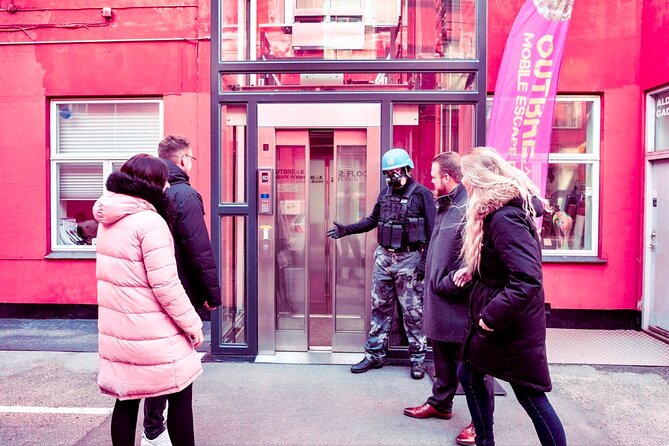Outbreak Escape Room - A pandemic cure with a longer clock