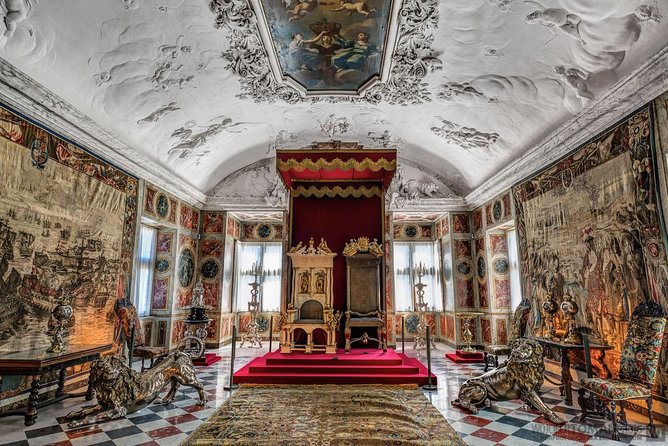 Private Copenhagen City Tour with Rosenborg Castle - Amalienborg and the Little Mermaid
