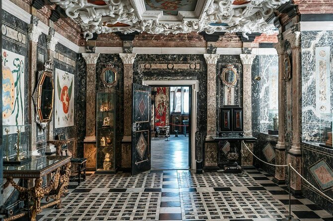 Rosenborg Castle Entry Ticket in Copenhagen - Timing, tickets, and avoiding a wasted admission