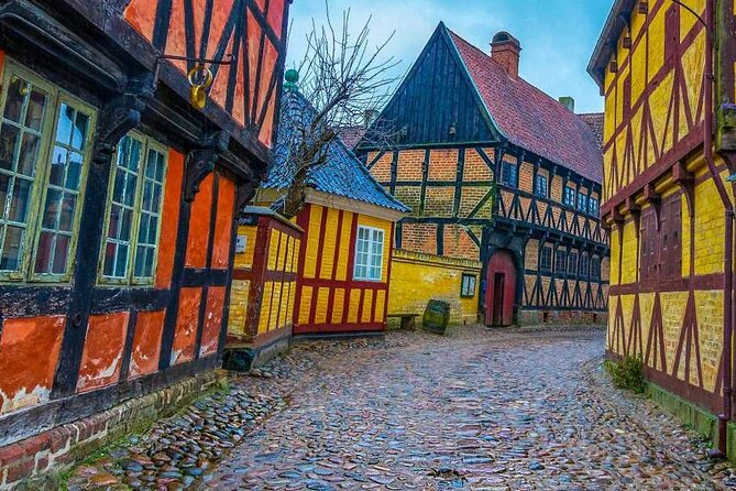 The Ancient Viking Stronghold of Aros: A Self-Guided Audio Tour in Aarhus - Start at DOKK1, where modern Aarhus meets the Viking past