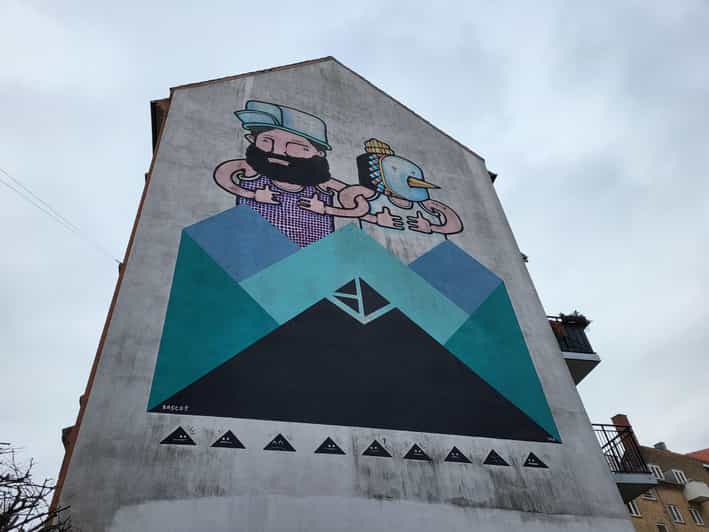 The Nørrebro Street Art & Food Tour - Banana Park and art that changes public space