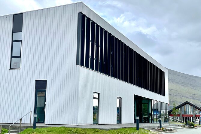 Understanding Klaksvík: A Self-guided city tour in KlaksvÍk - Why the self-guided format works here
