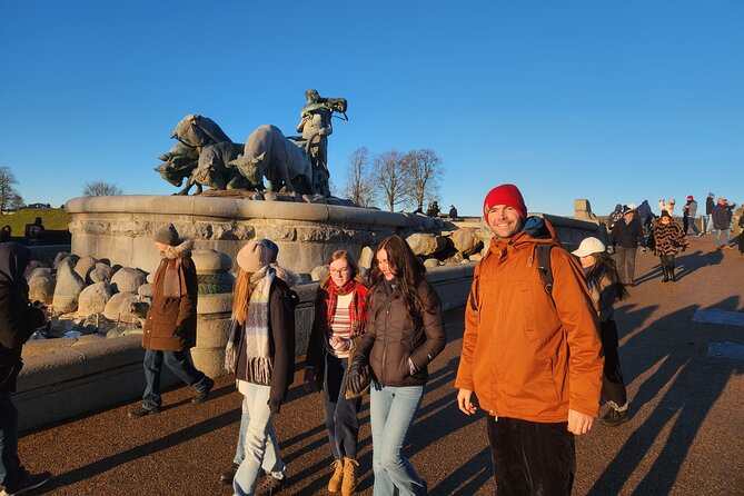 Walk & Canal Tour: Copenhagen Highlights + Changing of the Guards - Tivoli and the Glyptotek, two quick cultural clues